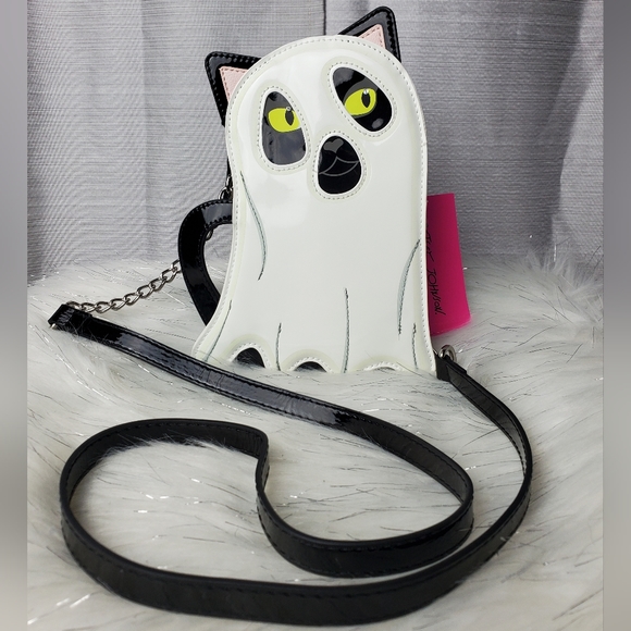 Betsey Johnson Handbags - BETSEY JOHNSON glow in the dark cat ghost crossbody bag